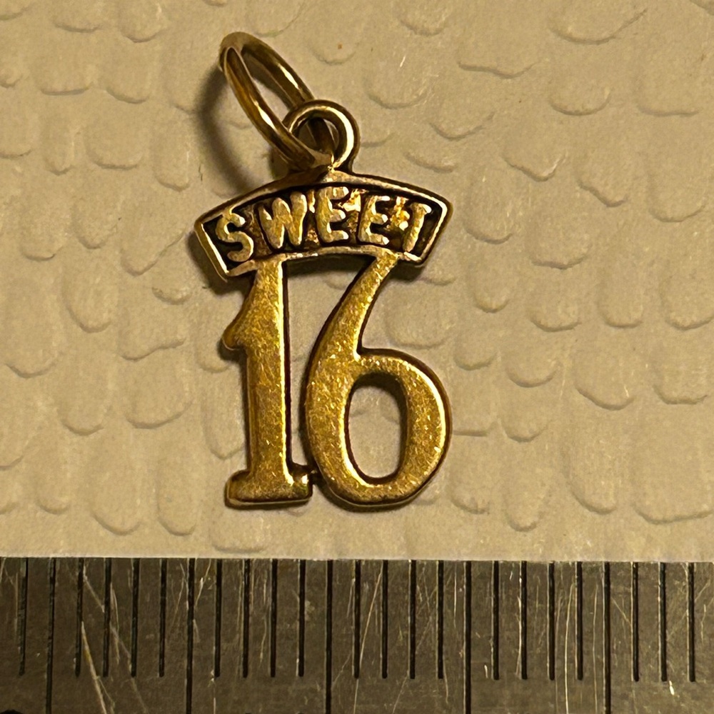 Gold Sweet 16 Pendant
